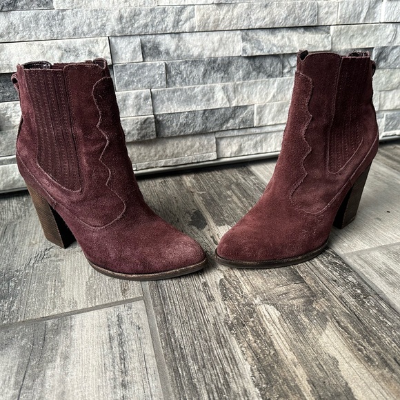 Dolce Vita Suede  Western Boho Dark Cherry Purple Ankle Fall  Booties  Size 7 - Picture 4 of 10
